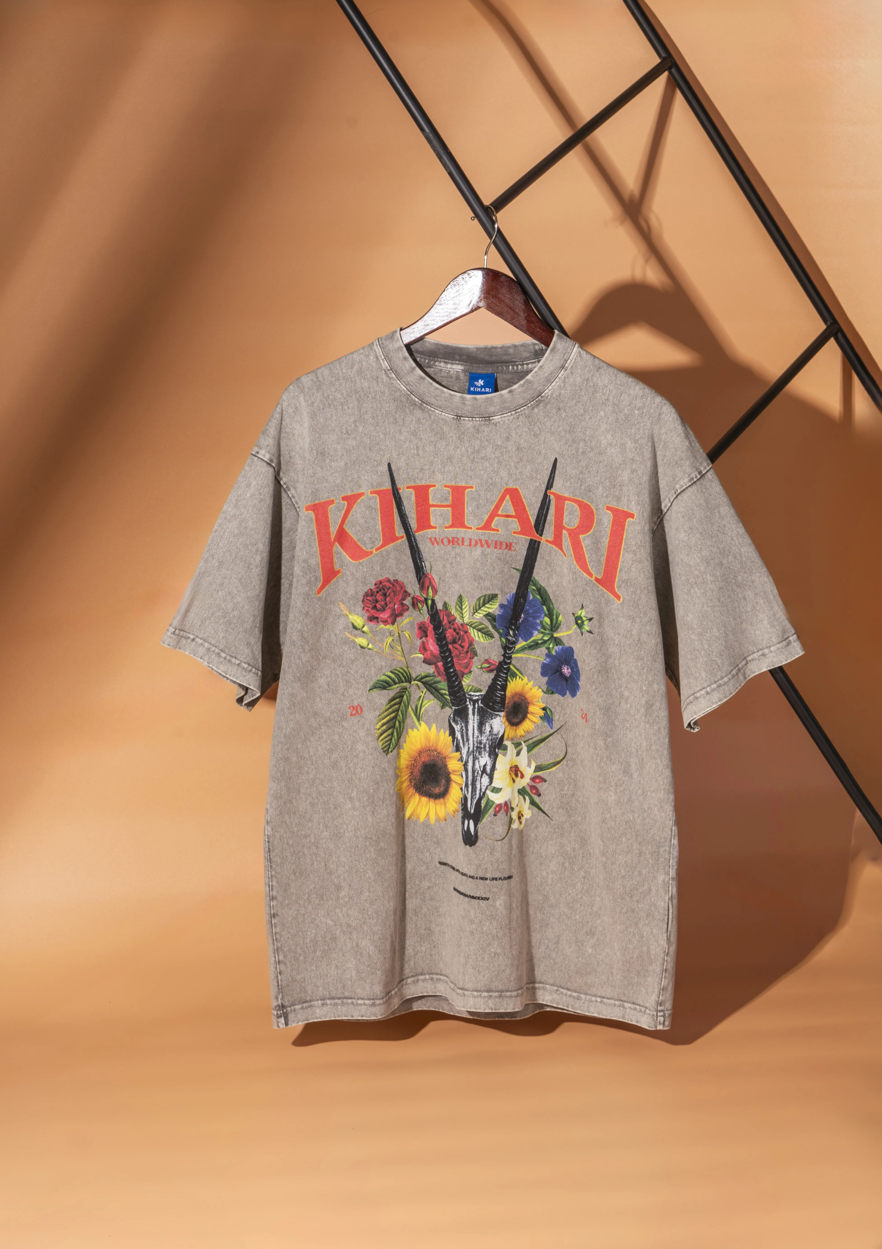 Oryx Graphic Tee Grey